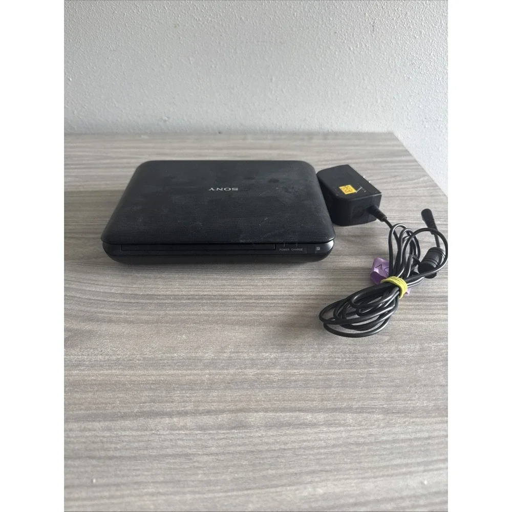 Sony 7-Inch Portable DVD Player Black (DVP-FX750) W Charging Cord Tested Working